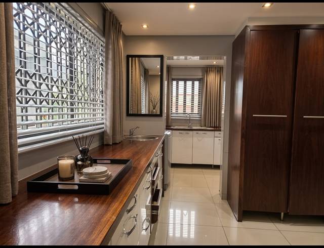 5 BEDROOM TOWNHOUSE FOR SALE IN MUSGRAVE